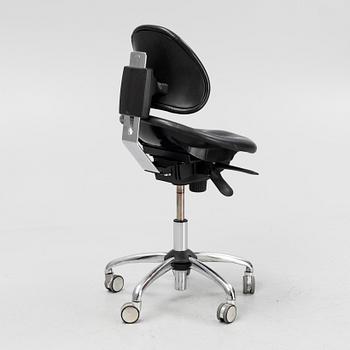 Bruno Mathsson, kontorsstol, "Saga", 1900-talets slut.