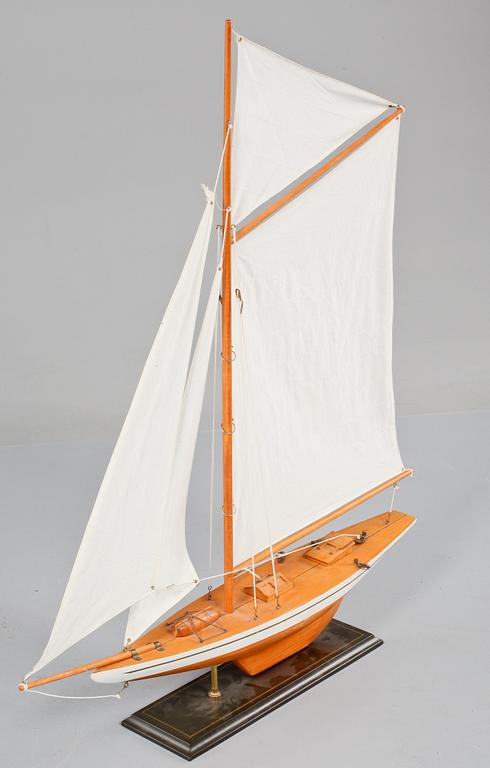 BÅTMODELL, 1900-talets senare del.