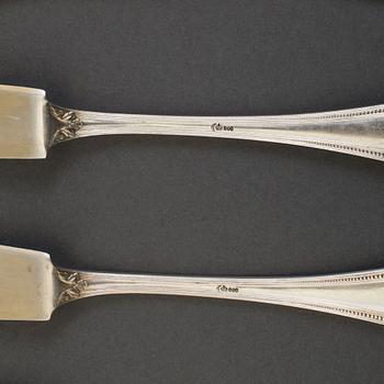 A German 20th century 169 pcs silver cutlery with casket.