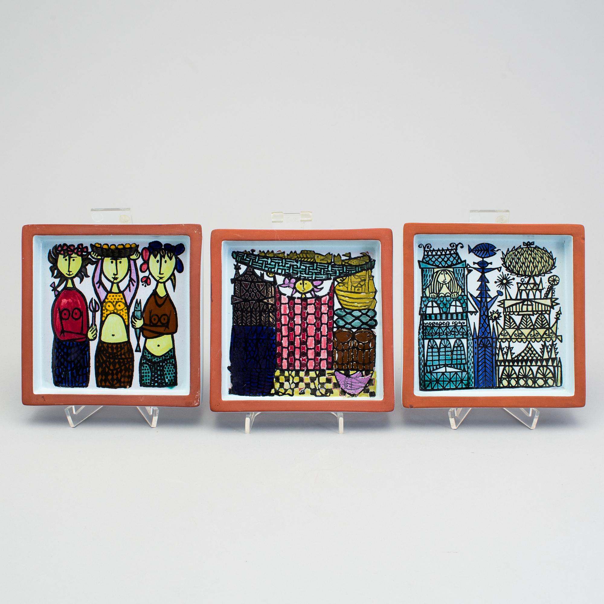 STIG LINDBERG, three "Karneval" faience dishes, Gustavsberg 1950/60s.