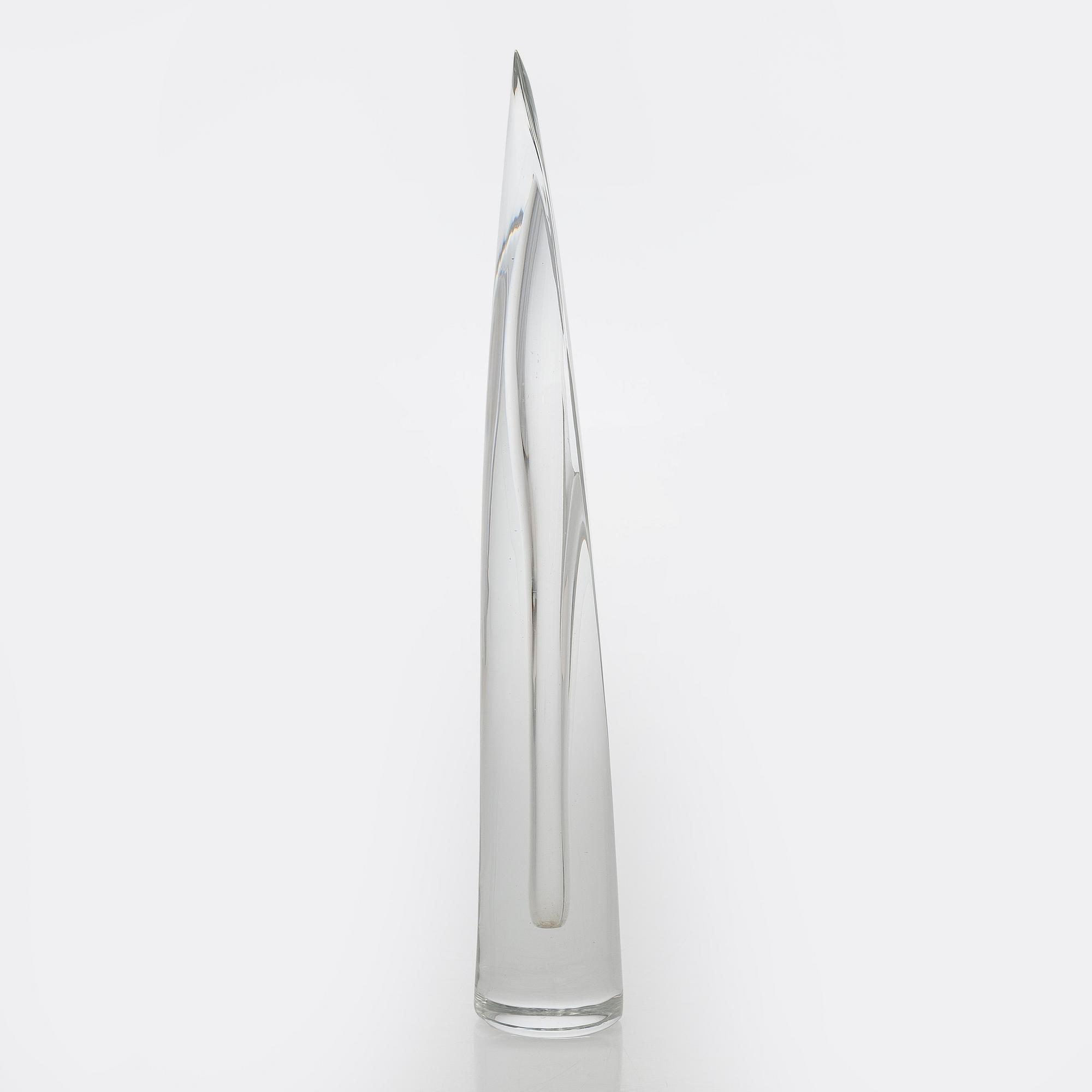 Aimo Okkolin, konstglas, , "Svärdslilja", signerad Riihimäen Lasi  Oy, Aimo Okkolin, Riihimäen Lasi Oy.