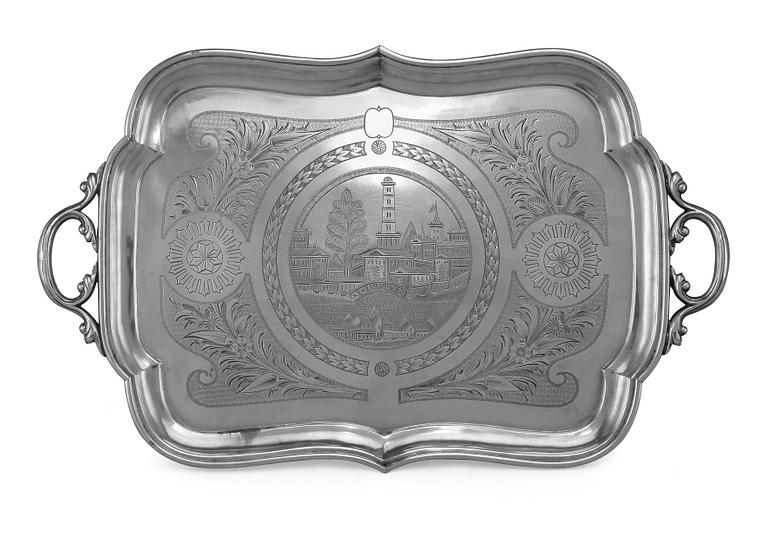 A TRAY, 84 silver. Marked ви Moscow. Assay master Andrei Kowalskij 1827-56. Lenth 44 cm. Weight c. 700 g.