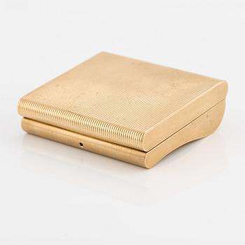 18K gold vanity case.