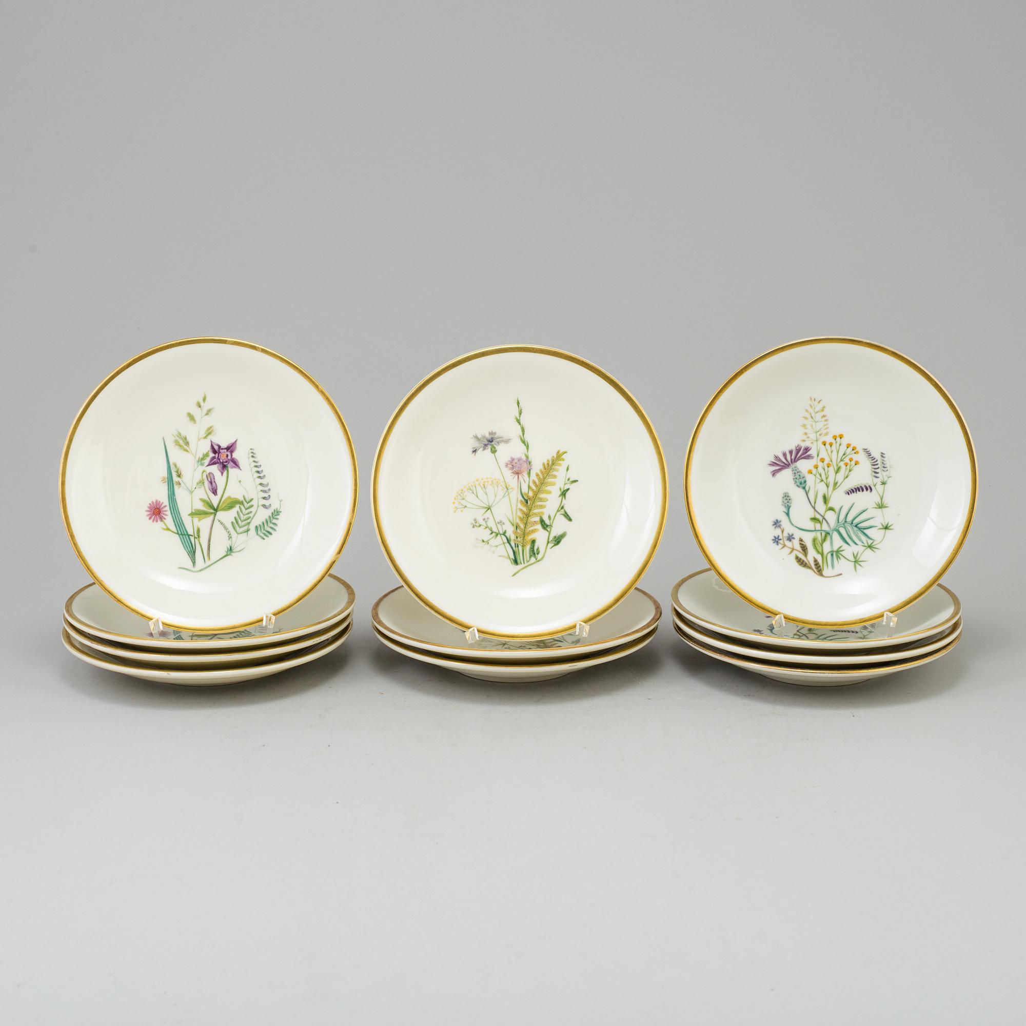 A set of 15 porcelain plates from Nordiska Kompaniet, first half 20th century.