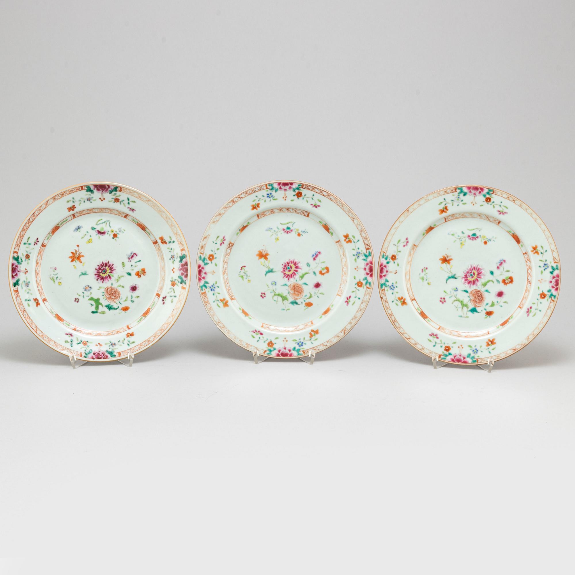 TALLRIKAR, 6 st, kompaniporslin. Qingdynastin, Qianlong (1736-95).