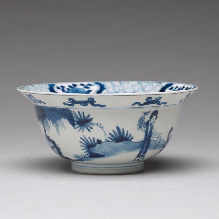 SKÅL, porslin. Qingdynastin, Kangxi (1662-1722).