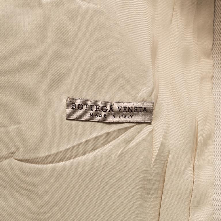 A coat by Bottega Veneta, italian size 40.
