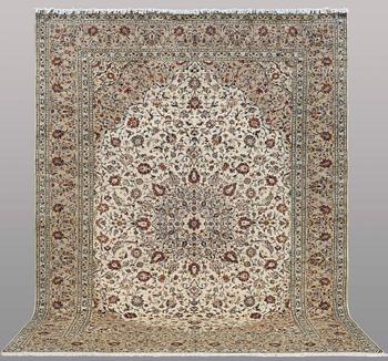 A CARPET, Keshan, ca 400 x 304 cm.