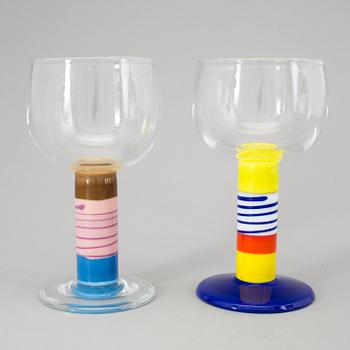 GUNNAR CYRÉN, two "Popglas" Orrefors 1967.