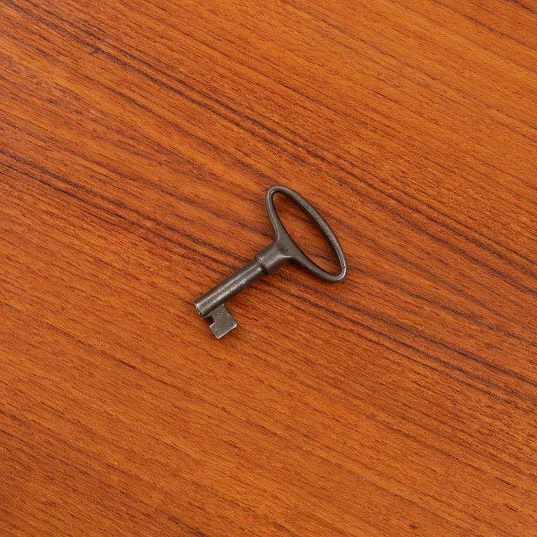 Sideboard, around the mid-20th century.