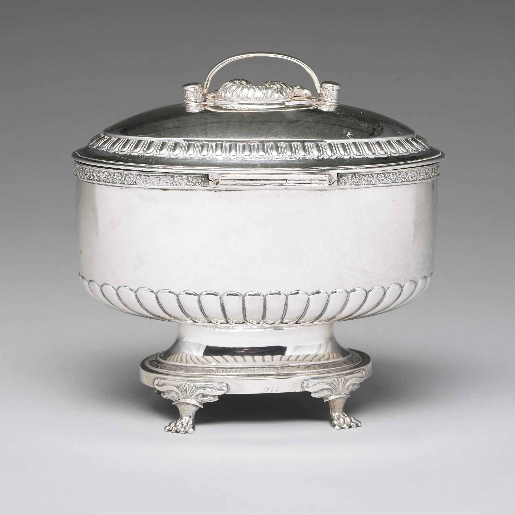 Anders Lundqvist, sockerskrin, silver, Stockholm 1826. Empire.