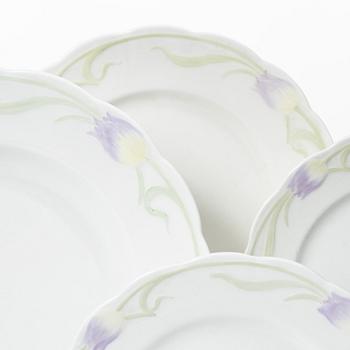 Alf Wallander, a 22-piece 'Tulpan' dinner service, Art Nouveau, Rörstrand, early 20th century.