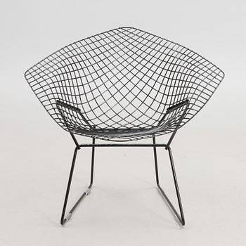 An armchair, "Diamond chair", latter half of the 20th century.