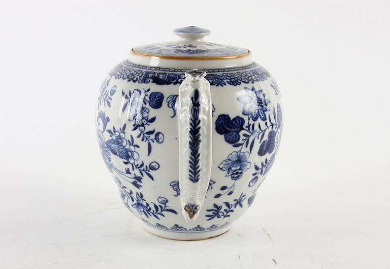 TEKANNA, porslin, Kina, 1800-tal.