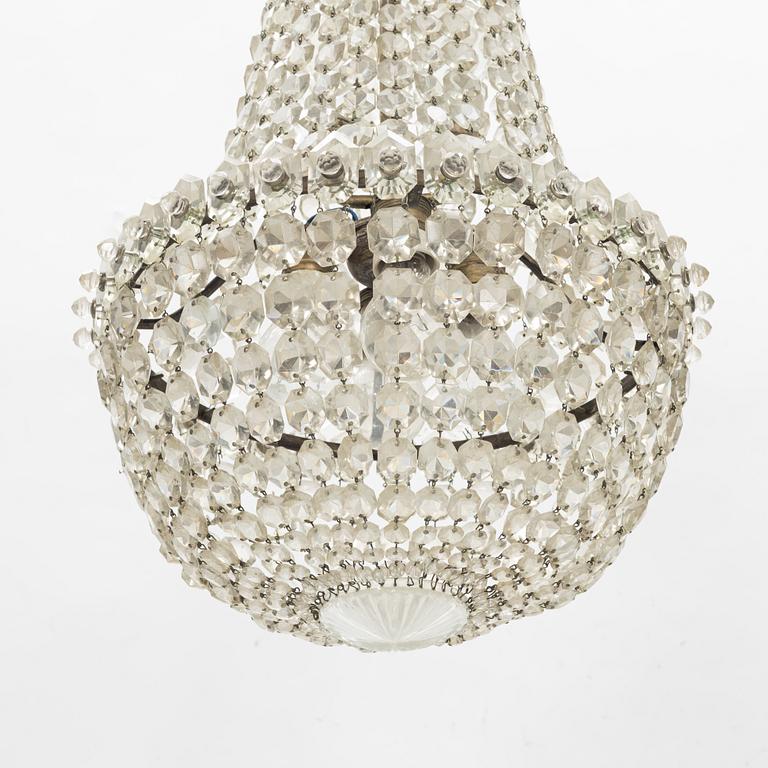 A chandelier, early 20th Century.
