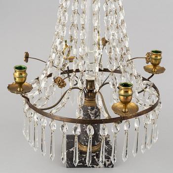 BORDSLYSTRAR, sengustaviansk stil, 1800-talets andra hälft.