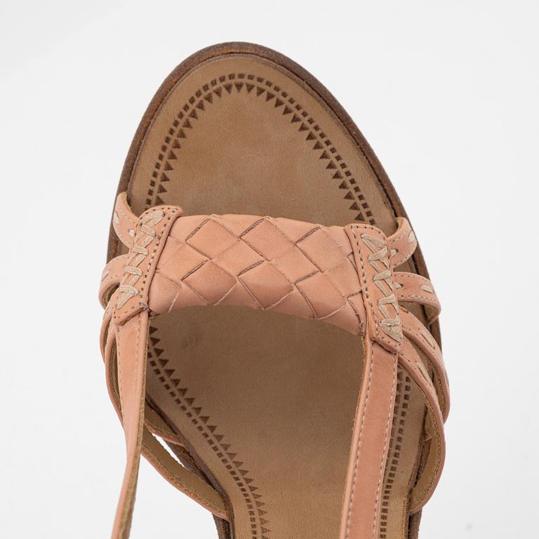 Bottega Veneta, sandaletter, storlek 36.