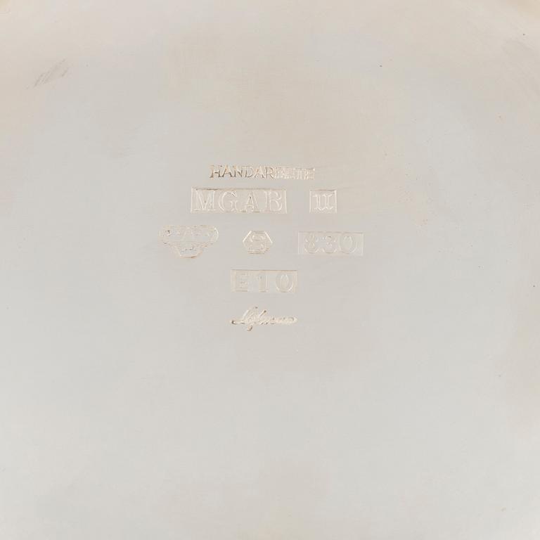 Eric Löfman, two silver bowls, mark of MGAB, Uppsala 1979.