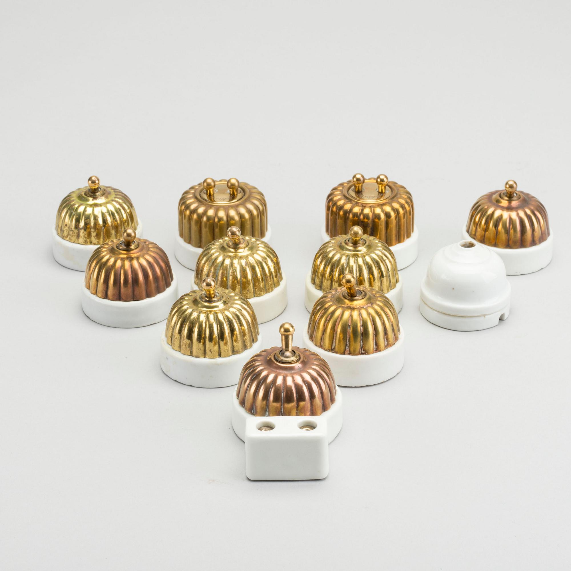 LAURITZ KNUDSEN, STRÖMBRYTARE, 7+2+1+1, 1900-talets första årtionden.