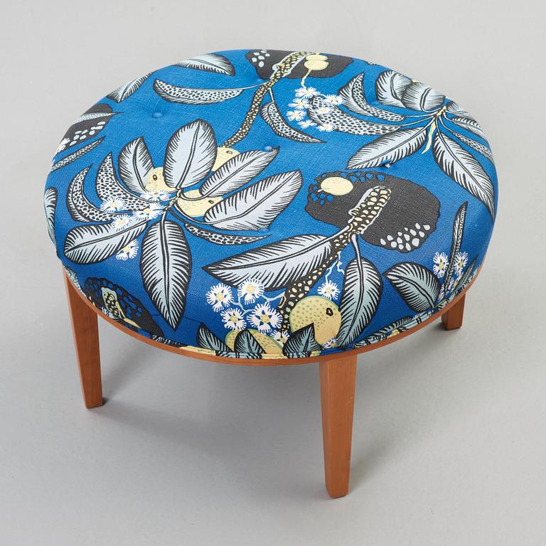 A Josef Frank cherry stool. Svenskt Tenn, model 647.