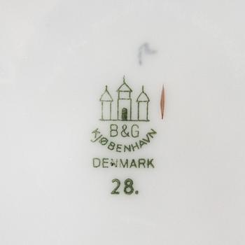 Tableware, 44 dlr "Måsen" Bing & Grondahl, porcelain Denmark.