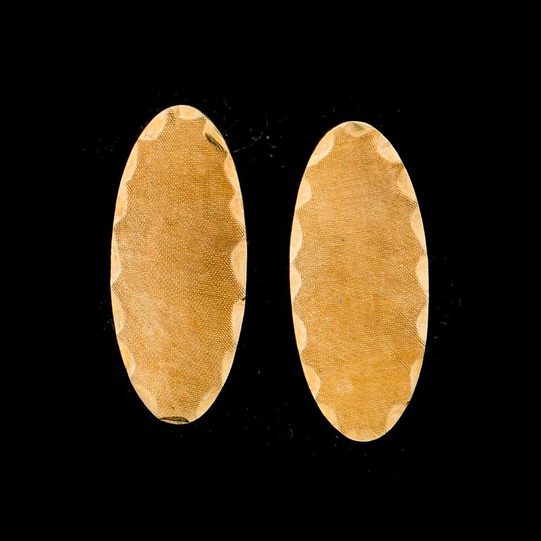 PARTI GULD, 18 k guld. Vikt ca 30 g.