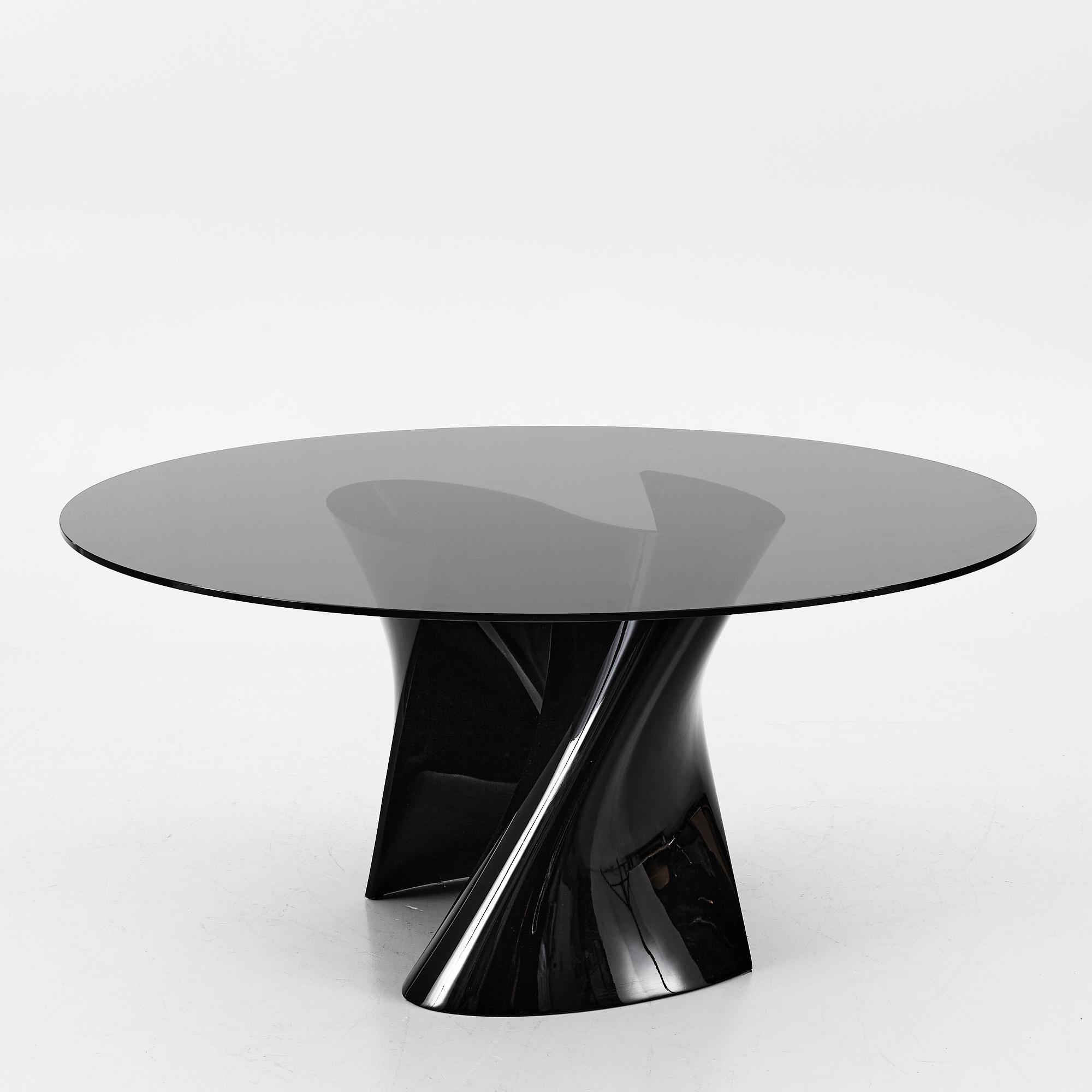 Xavier Lust, matbord, "S Table", MDF Italia.