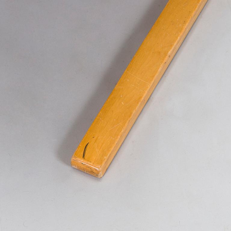 Alvar Aalto, Armchair, model 34, for OY Huonekalu- ja Rakennustyötehdas A.B. late 1940s - early 1950s.