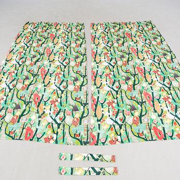 Stig Lindberg, gardiner två våder "Melodi", handtryckt linne ca 256x130 cm med omtag.