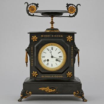 BORDSGARNITYR, 3 delar, 1900-talets början.