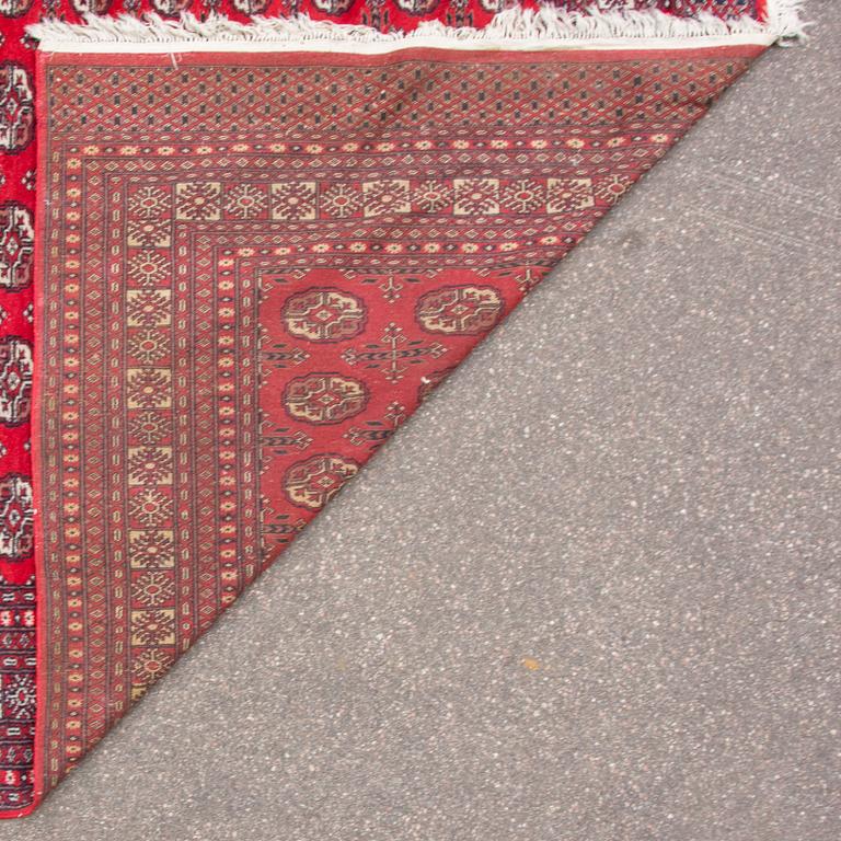 MATTA, Afghanistan/Pakistan. Ca 285x358cm.