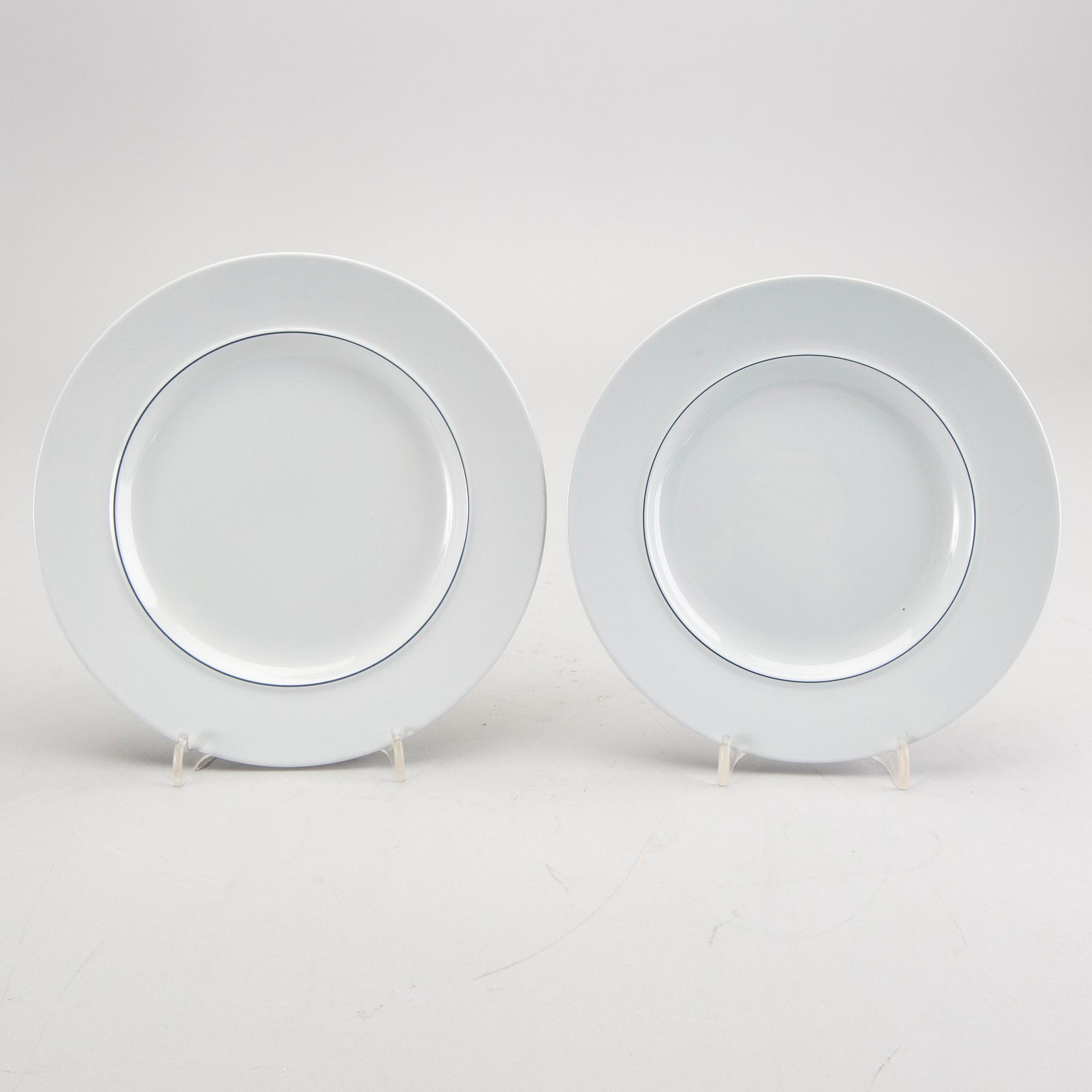 Grethe Meyer, "Blue Edge", tableware, 100 dlr, Royal Copenhagen and Aluminia.