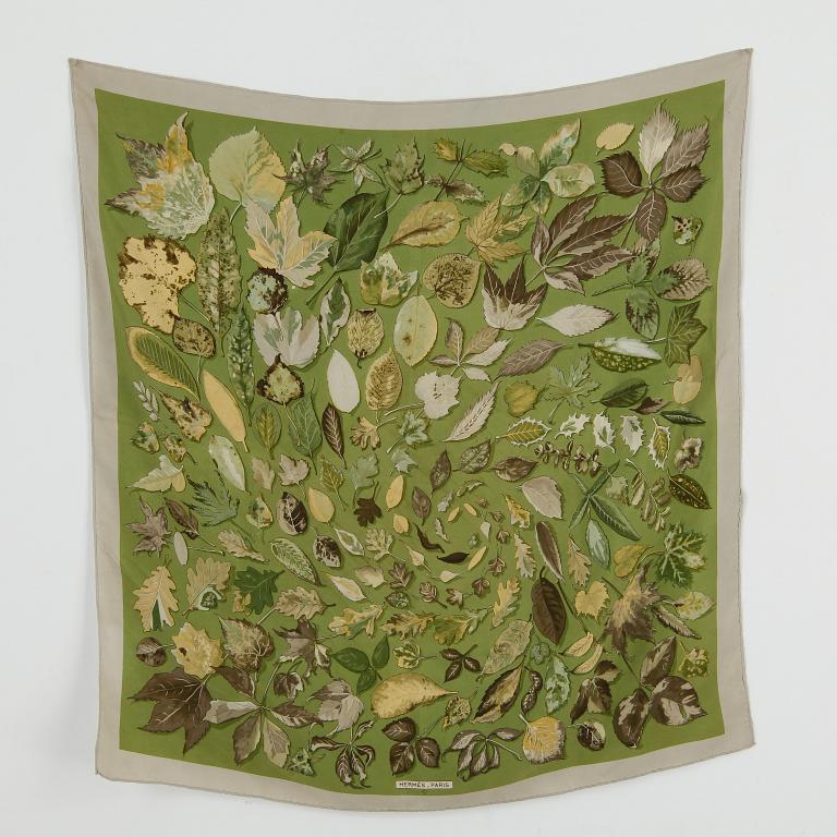 SCARF, Hermés, "Tourbillon".