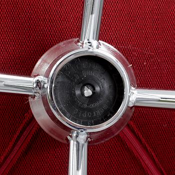 KARMSTOL, "Comet Fourstar" (låg rygg), Gunilla Allard, Lammhults, formgiven 2010.