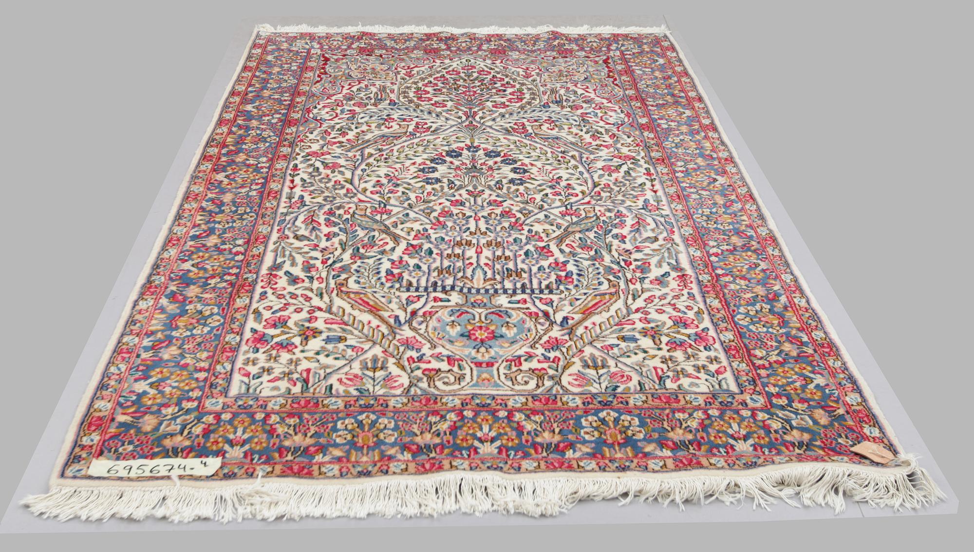 MATTA, Kirman, ca 254 x 150 cm.