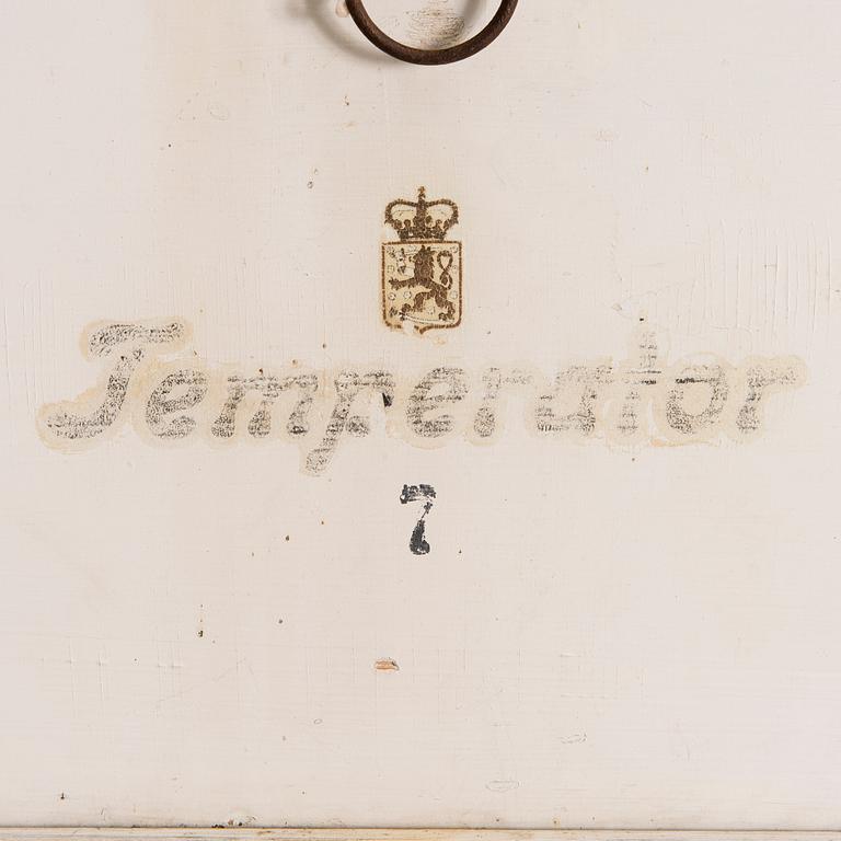 ANTIQUE ICE BOX REFRIGERATOR, "Temperator" Auran Rautateollisuus Oy, Turku, Finland 1920s.