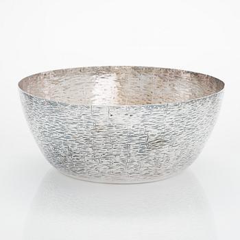 Tapio Wirkkala, a sterling silver punch bowl, Kultakeskus, Hämeenlinna 1971.