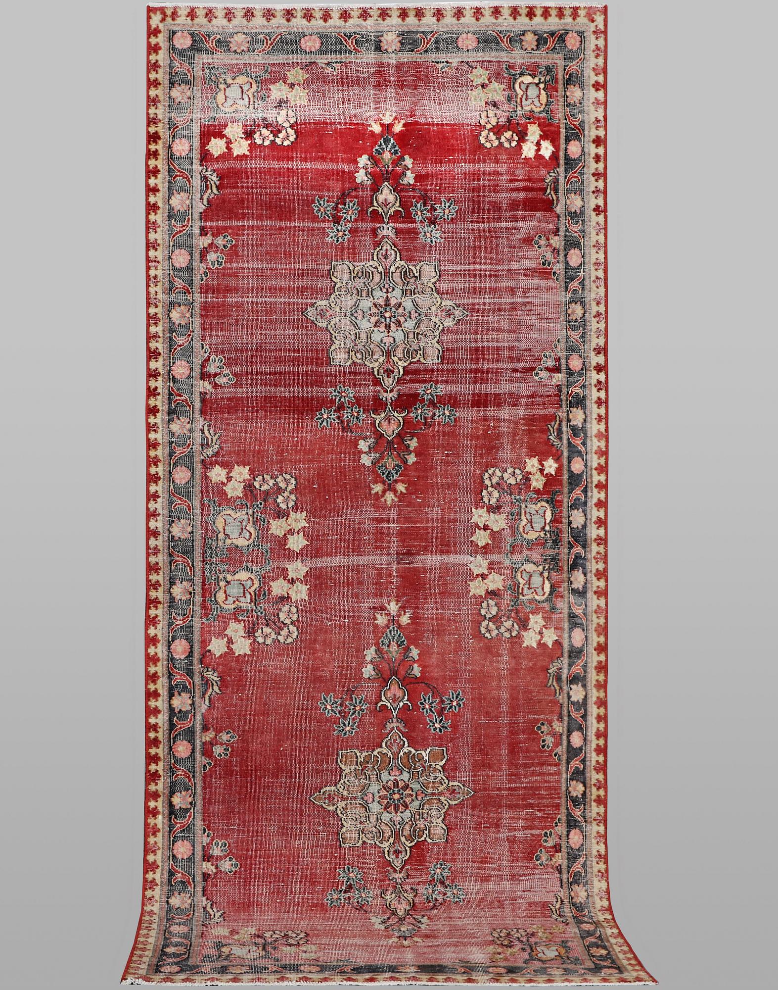 A runner carpet, Persia, Vintage design, c. 208 x 85 cm.