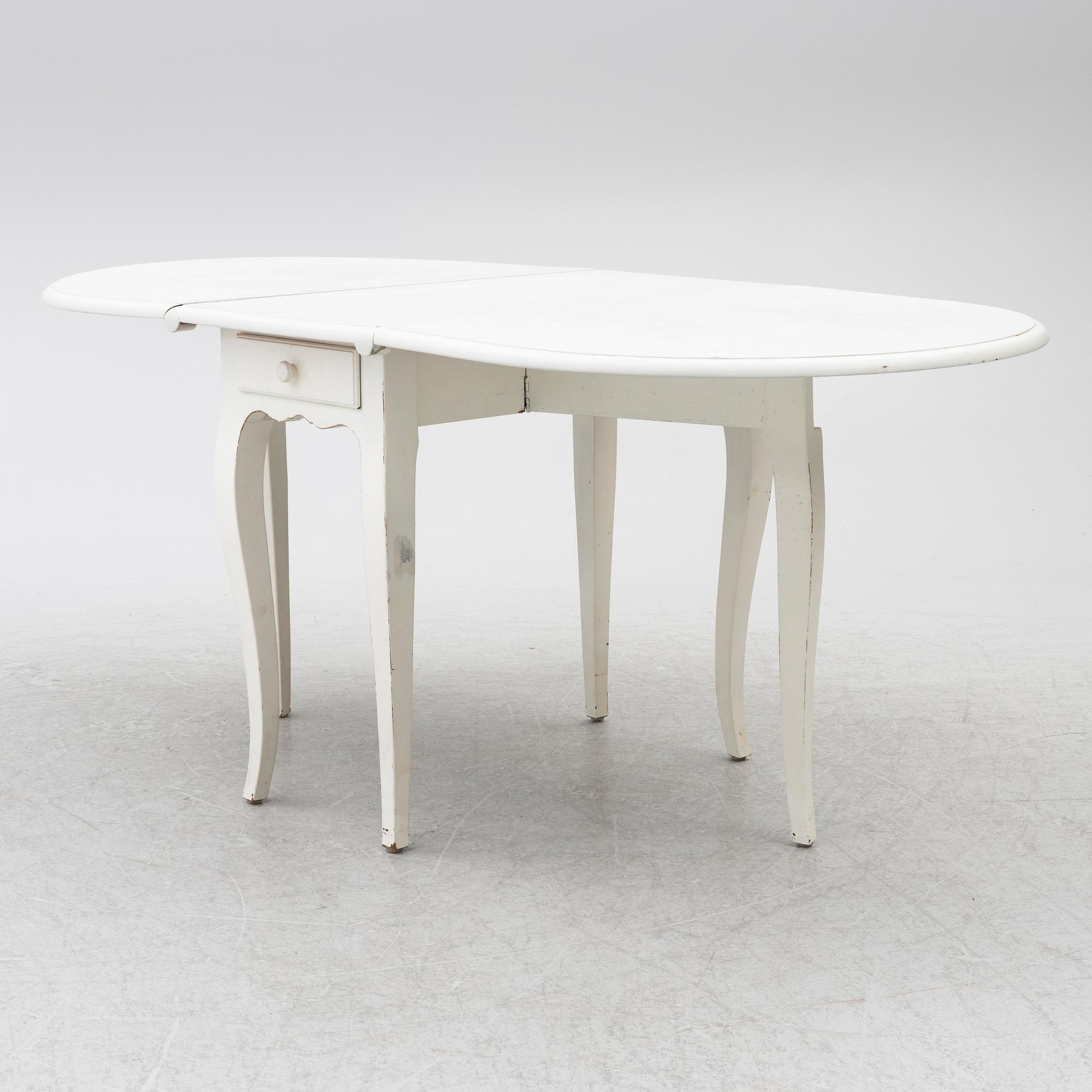 Drop-leaf table, Rococo style, second half of the 20th century.