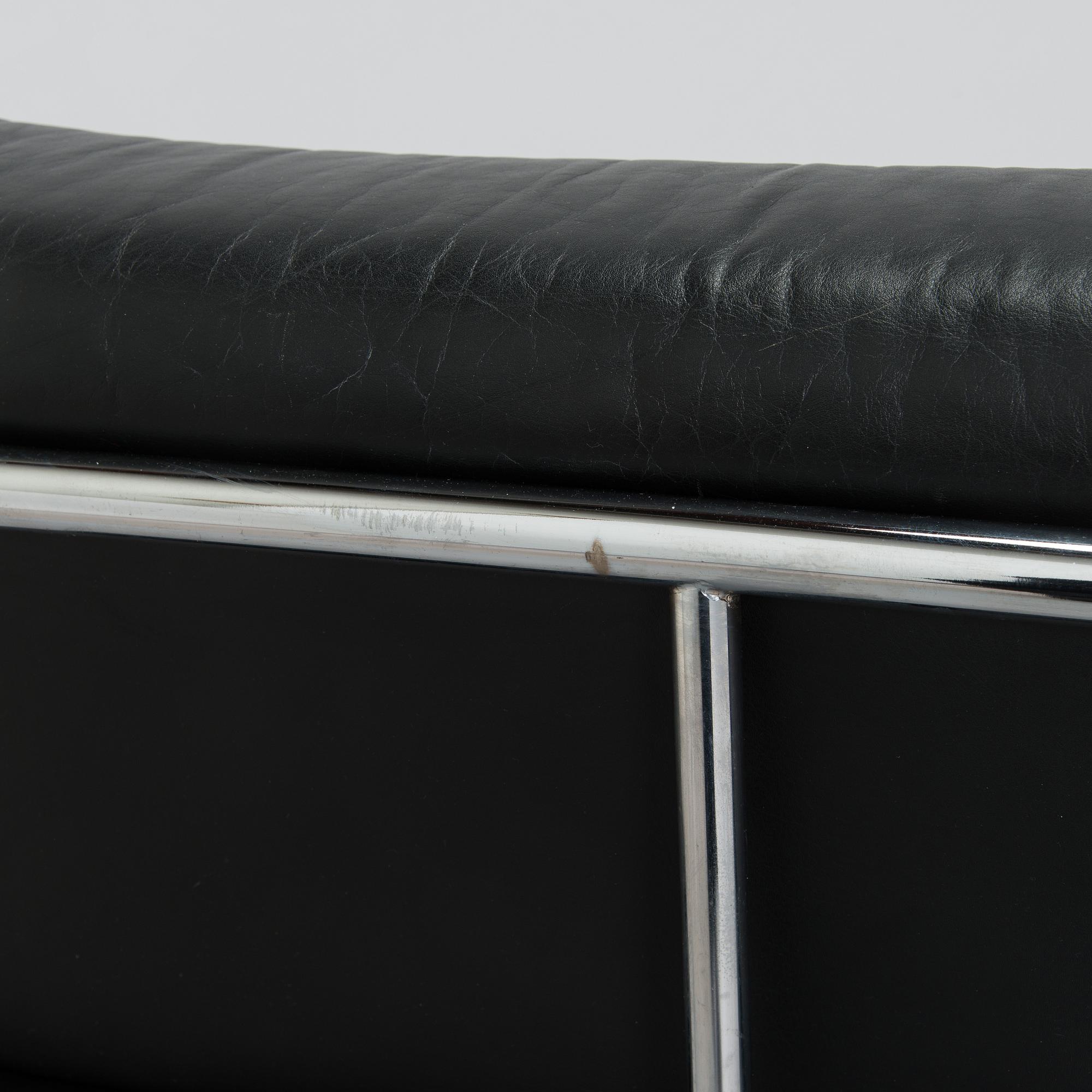 Yrjö Kukkapuro, a 1980's 'Experiment sofa' for Avarte.