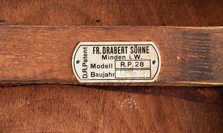 SKRIVBORDSSTOL, märkt Fr. Drabert Söhne, 1900-talets första hälft.