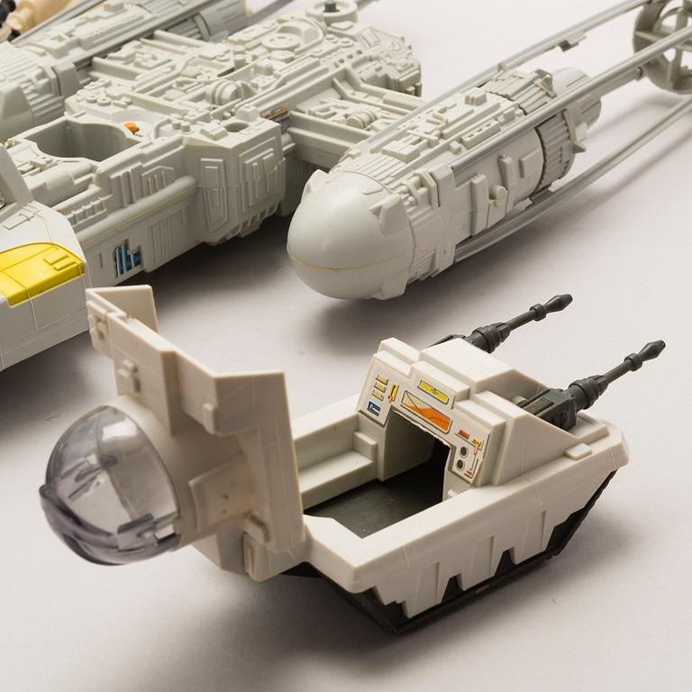 STAR WARS, A set of 10 vehicles Kenner and Palitor 1970's-/90's.