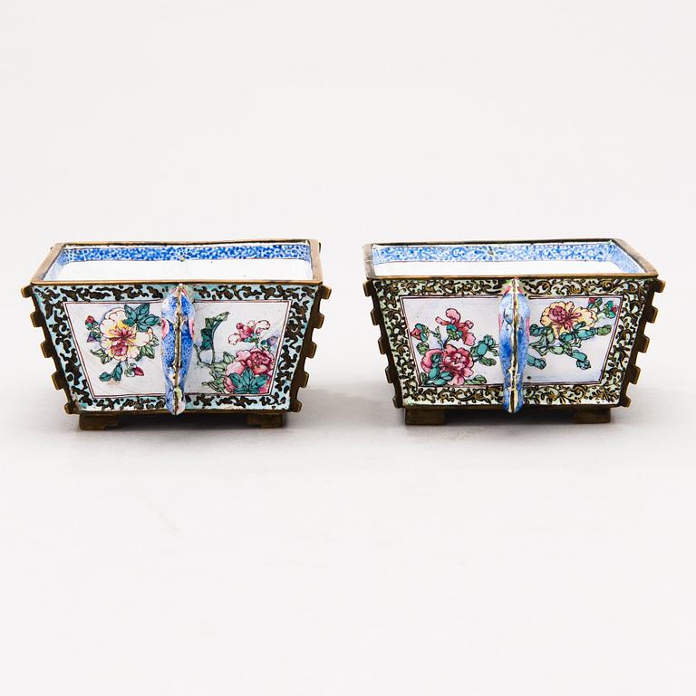 A pair of mid 18th Century Chinese enamel bowls.