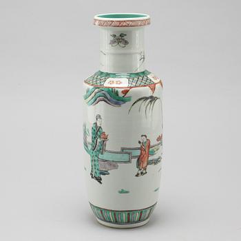 A porcelain vase, China, 20th Century.