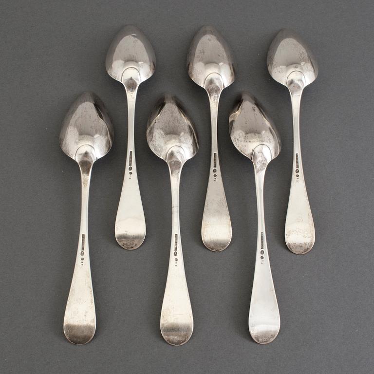 A SET OF SIX SILVER TABLE SPOONS, by Friedrich Petschler, Göteborg 1815.