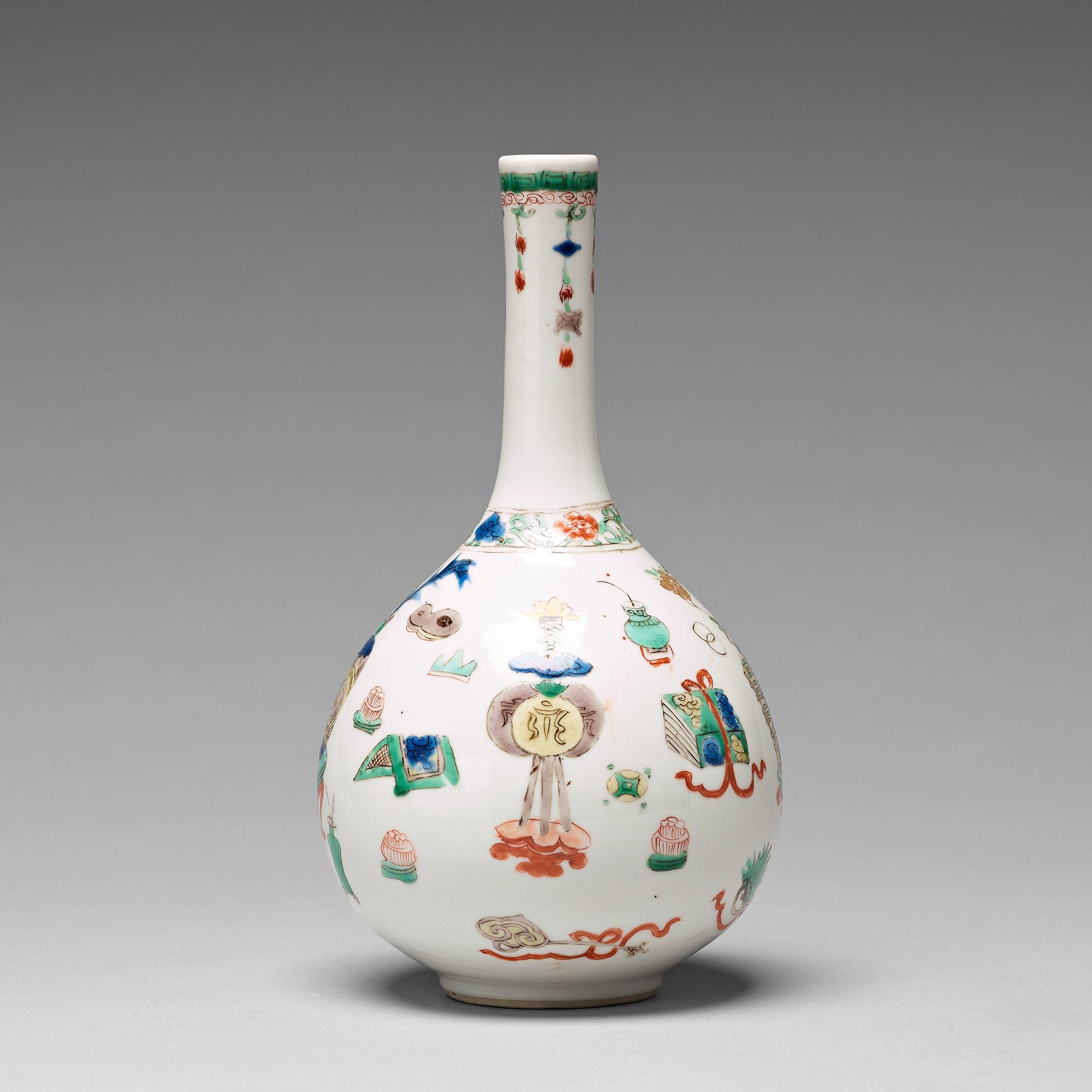 A famille verte vase, Qing dynasty, Kangxi (1662-1722).