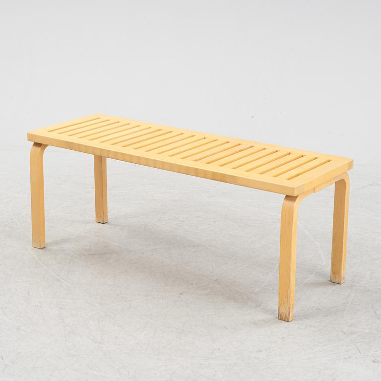 Alvar Aalto, a birch model 153 bench, Artek, Finland.