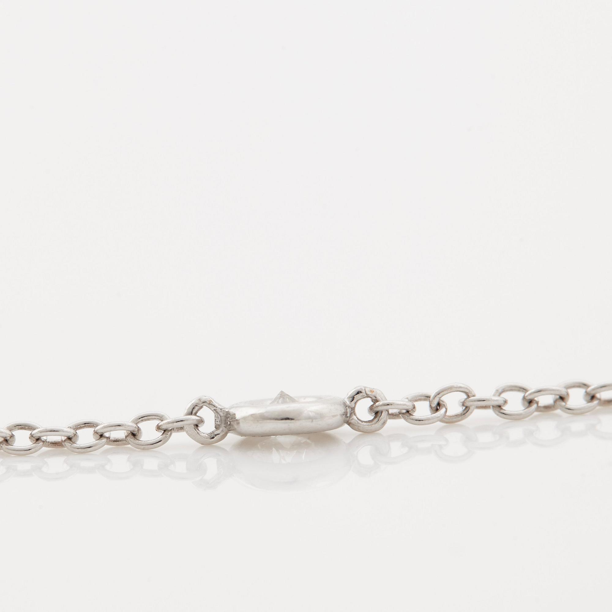 A brilliant cut diamond necklace.