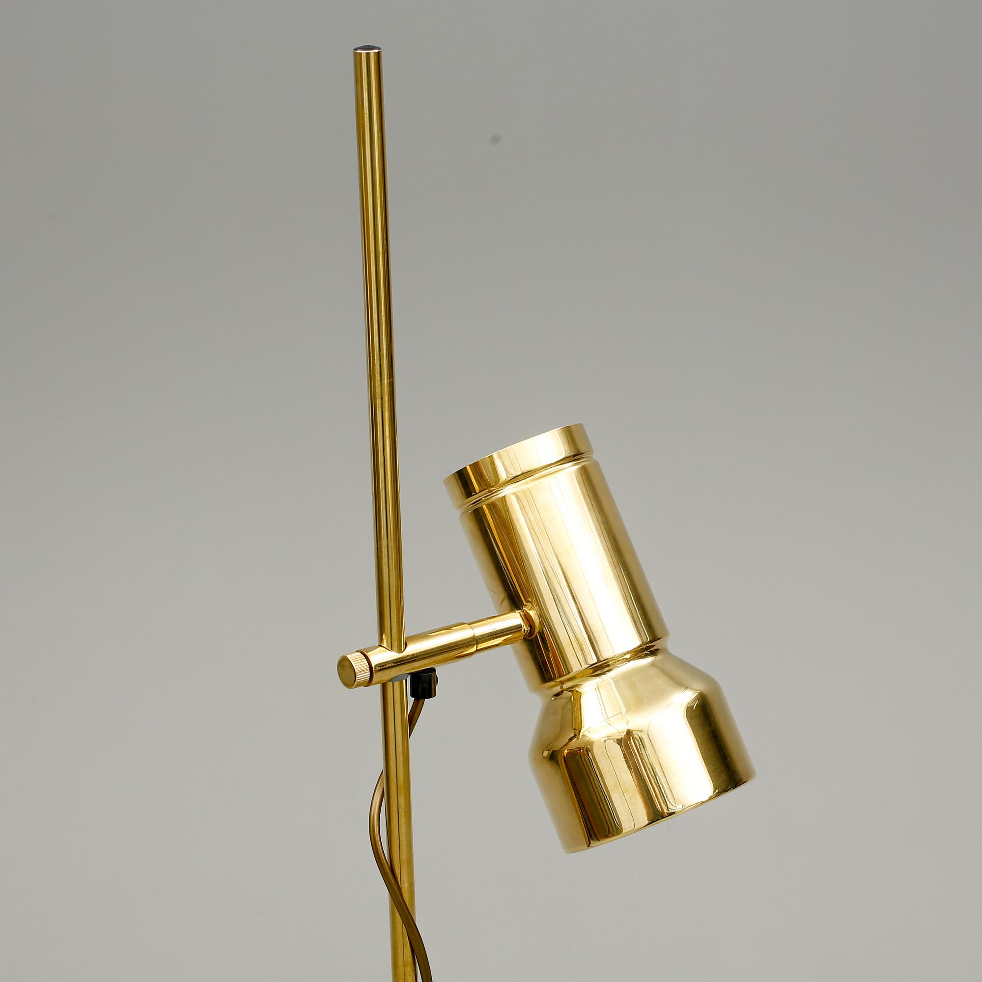 GOLVLAMPA, Danmark, 1900-talets andra hälft.