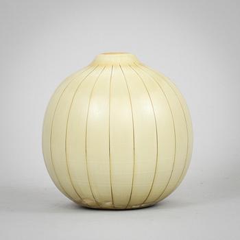 VAS, stengods, "Miranda", Gertrud Lönegren, Rörstrand. 1930/40-tal.